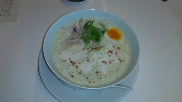 「鶏白湯ラーメン」@鶏白湯そば 江むらの写真