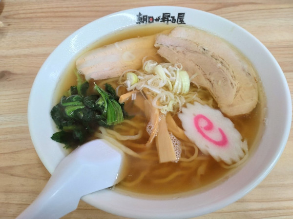 「青竹手打ちラーメン+餃子」@佐野青竹手打ちラーメン 朝日が昇る屋の写真