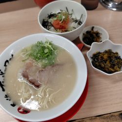 明太ごはんセット 1200円　高菜 130円