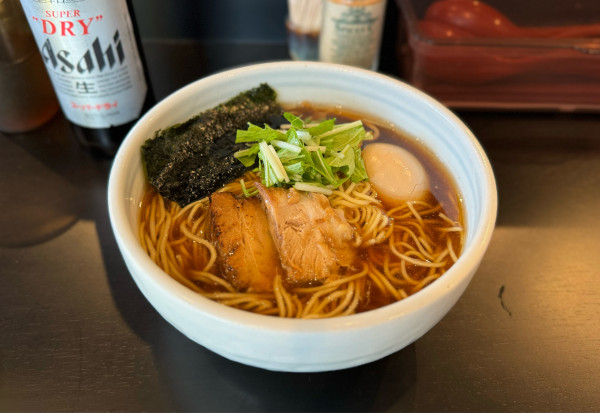 「醤油らー麺 ¥850、味玉 ¥130」@麺屋 星虎の写真