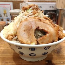 濃厚雷そば 特盛（雷増し＋トロ豚）