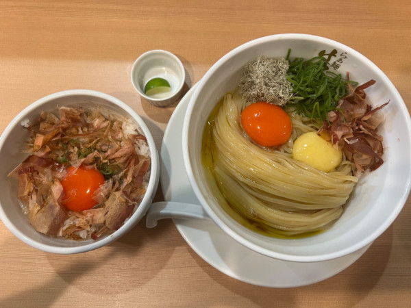 「【夏季限定】紅白TKM900円+マキシマムTKG300円」@らぁ麺 はやし田 浅草店の写真