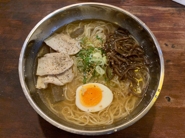 「冷やしラーメン」@三代目釜匠 ばってんラーメンの写真