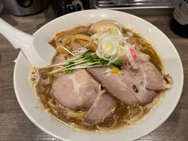 「特製中華そば大盛固め1400円」@つけめんTETSU 京王モール新宿店の写真