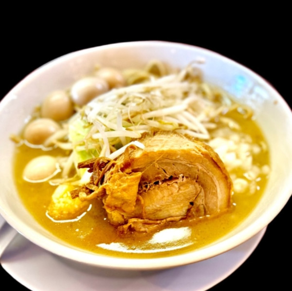 「小ラーメン（麺量200g）850円」@自家製麺 ダイサンの写真
