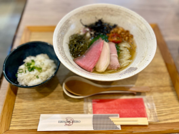 「ニボコン(煮干し昆布水冷麺)〜追いめし付き〜」@えびそば 緋彩の写真
