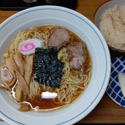 ラーメン+茶めし(¥750+50)