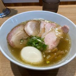 しおらーめん　全部入り