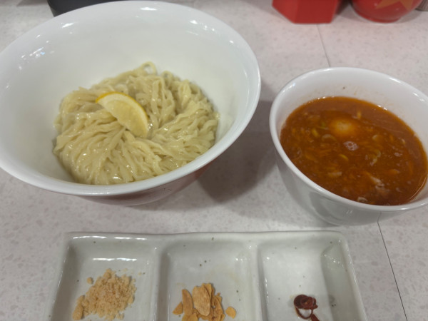 「限定　昆布水海老油塩つけ麺」@ラーメン星印の写真