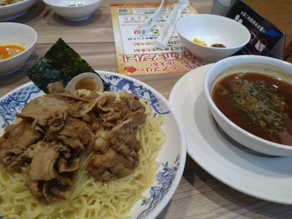 「肉盛りつけ麺」@バーミヤン イオンモール京都五条店の写真