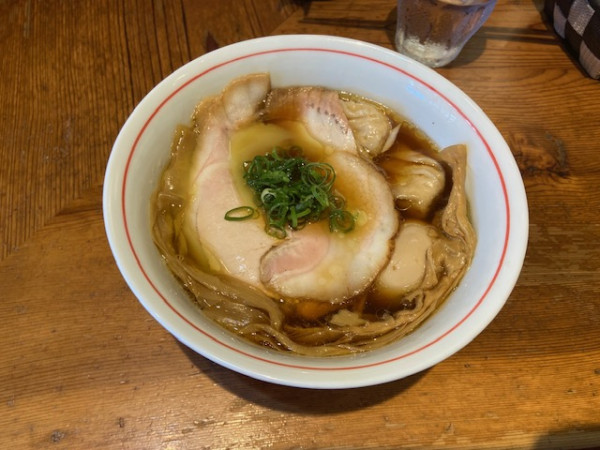 「特製醤油ラーメン・ロース増し」@ラーメン屋 トイ・ボックスの写真