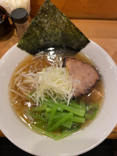「極み醤油麺」@藤喜の写真