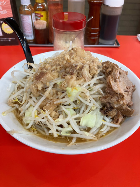 「ラーメン中」@立川マシマシ 小山店の写真