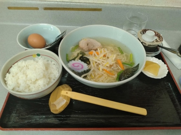 「塩らーめん」@手打ちラーメン 三味の写真