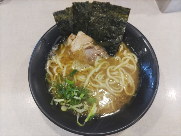 「ラーメン850円」@三代目無邪気の写真