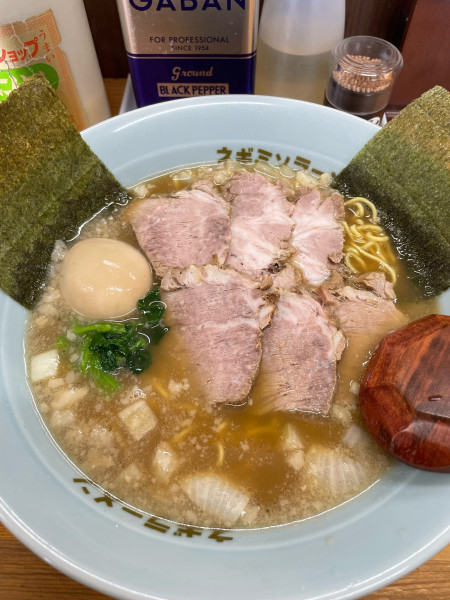 「チャーシューメン（味玉トッピング）」@ラーメンショップ 椿 松伏店の写真