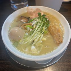 濃厚鶏しおら〜めん