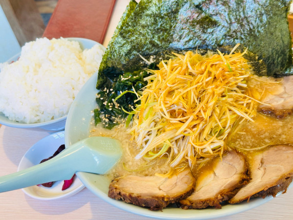 「ネギチャーシューメン 他 1,400円」@ラーメンショップ〇化 飯岡灯台店の写真