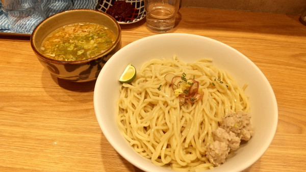 「期間限定　三種の塩の塩つけ麺並」@ら～めん つけ麺 幸加の写真