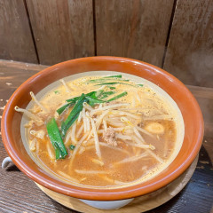 でぶまる 中華そば店の画像