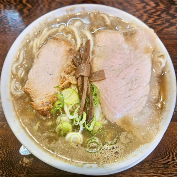 濃い口煮干（820円）＋わさ辛みぞれつけそば（900円）