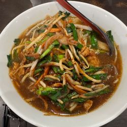 スタミナ麺(900円)