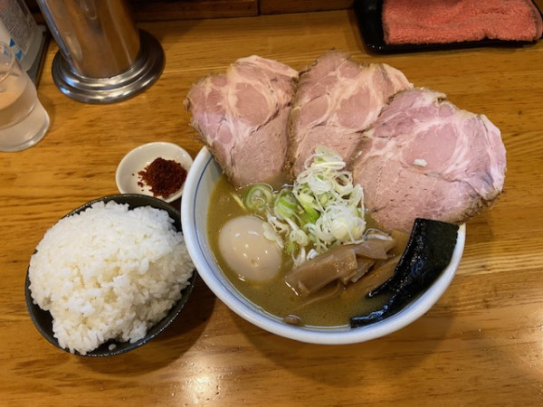 「辛味特製らーめん（辛味別皿）＋ご飯」@麺屋はし本の写真