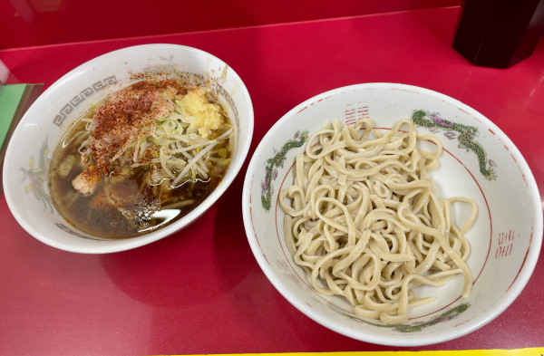 「麺半分豚1枚＋つけ麺」@ラーメン二郎 越谷店の写真