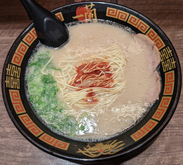「ラーメン 980円 + 替玉210円」@一蘭 アトレ上野 山下口店の写真