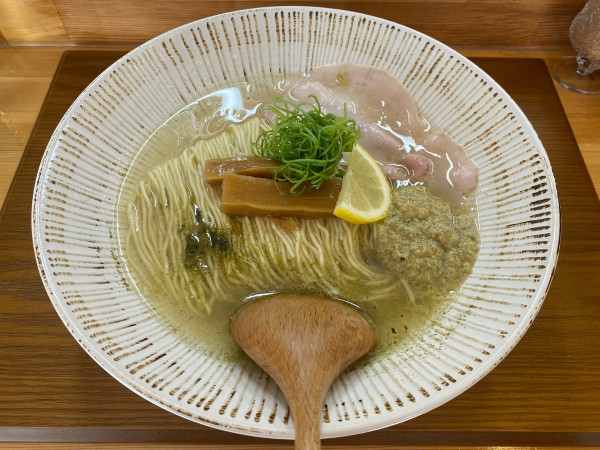 「牡蠣そば」@中華そば 華塩の写真