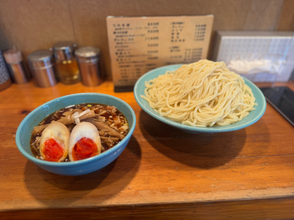 「つけそば特盛　メンマ玉子」@つけそば屋 麺楽の写真