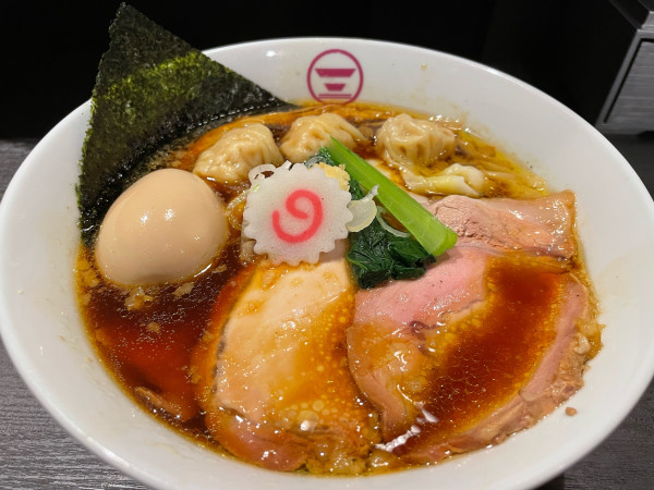 「特生姜醤油そば」@横浜中華そば 維新商店の写真