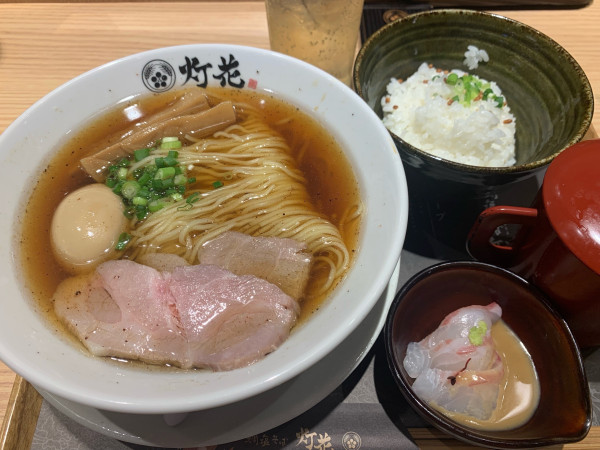 「味玉中華そば＋（胡麻鯛茶漬け.クーポン）」@鯛塩そば 灯花 浦和PARCO店の写真