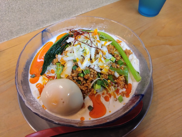 「限定 冷やし担々麺 900円」@ラァメン ぼーんずの写真