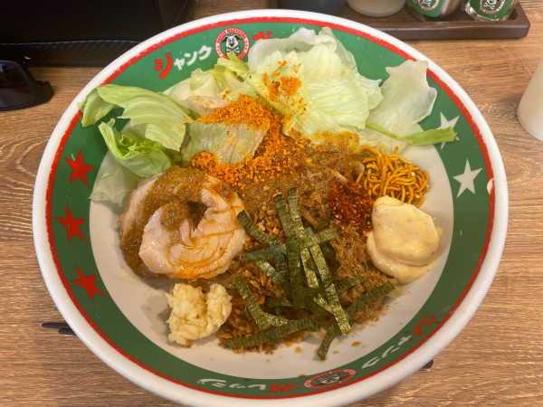 「パワフル冷やしまぜそば」@ジャンクガレッジ 志木南口店の写真