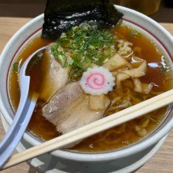 山形中華そば【880円】