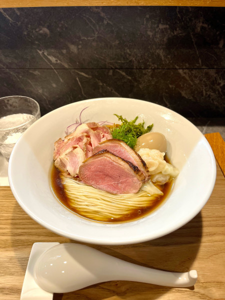 「【限定】島アジ煮干しの冷やし醤油 TP 海老ワンタン3個」@RAMEN MATSUIの写真