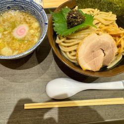 生七味つけ麺並990円
