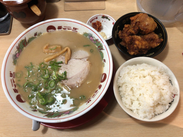 「唐揚げ定食」@天下一品 川崎店の写真