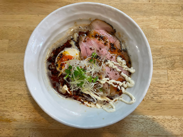 「らー麺 KURO (¥1,000)」@KÜCHEの写真