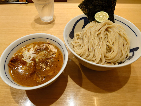 「濃厚豚崩つけ麺 大盛り」@つじ田 大森店の写真