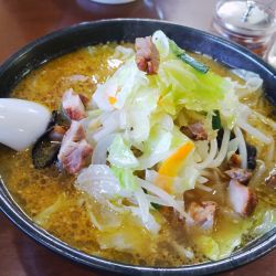 ごまタンメンみそ風味 1030円