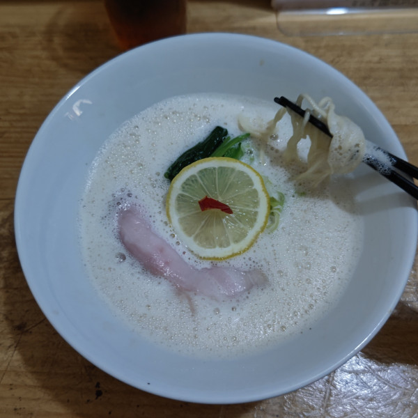 「鶏白湯Soba(850円)」@御忍び麺処 nakamuLab.の写真