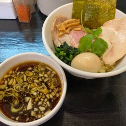 特製鴨ガラつけ麺とチャーシュー丼