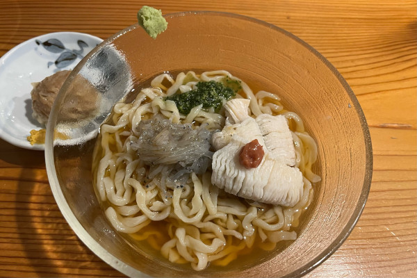 「【限定】鱧と生しらすの冷たいらーめん」@らーめん かねかつの写真