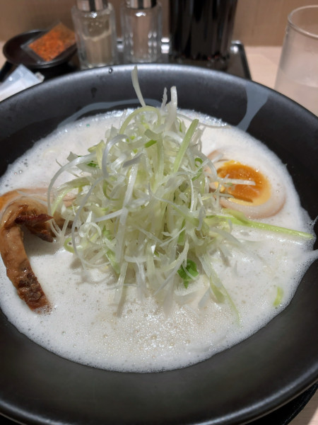「丸鶏ラーメン」@江南 JRセントラルタワーズ店の写真