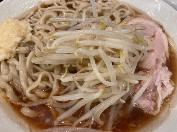 「小ラーメン+ヤサイ少な目+ニンニク」@豚風。の写真