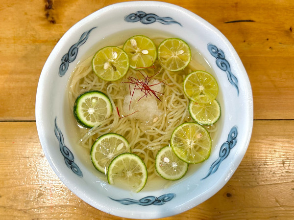「★<数量限定>冷製すだちそば🍜¥1,100」@支那そば 大和 稲荷町本店の写真