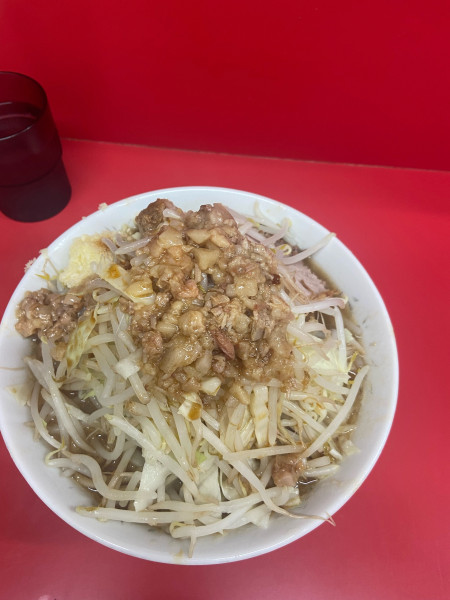 「ラーメン小 麺少なめ」@ラーメン二郎 一橋学園店の写真