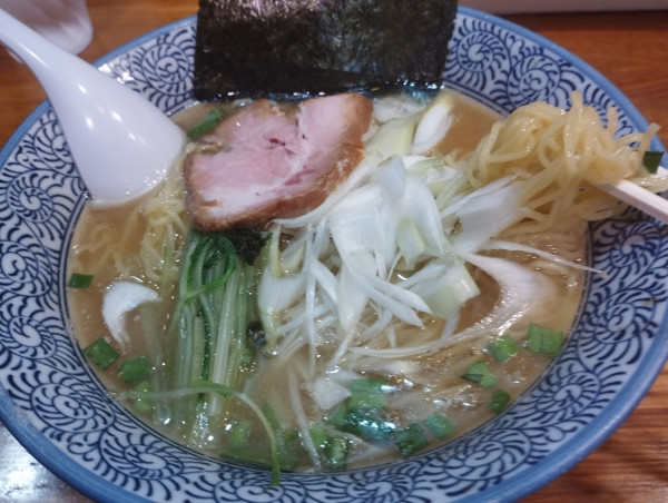 「特製正油ラーメン(830)」@満州軒 プララ店の写真